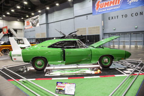 our-favorite-rides-from-the-2024-cincinnati-cavalcade-of-customs-2024-01-24_07-46-59_483960