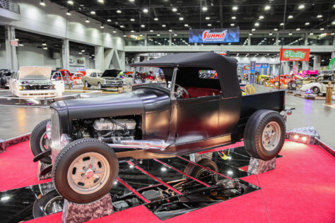 our-favorite-rides-from-the-2024-cincinnati-cavalcade-of-customs-2024-01-24_07-49-00_450706