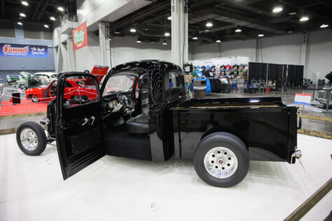 our-favorite-rides-from-the-2024-cincinnati-cavalcade-of-customs-2024-01-24_07-51-02_921498