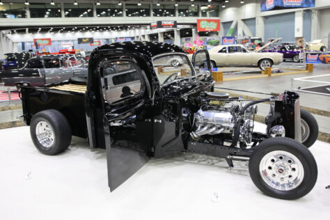 our-favorite-rides-from-the-2024-cincinnati-cavalcade-of-customs-2024-01-24_07-51-18_276304