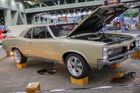 our-favorite-rides-from-the-2024-cincinnati-cavalcade-of-customs-2024-01-24_07-57-12_174323