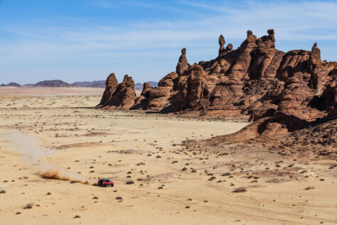 wild-action-at-the-2024-dakar-rally-mid-race-recap-2024-01-16_11-51-01_707643