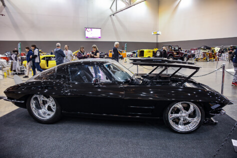 black-thunder-kurt-roths-big-block-1966-corvette-2024-02-22_10-24-18_568378