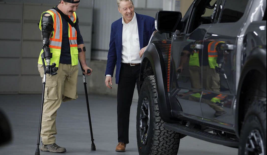 Ford Salutes American Hero With New Ford Raptor R
