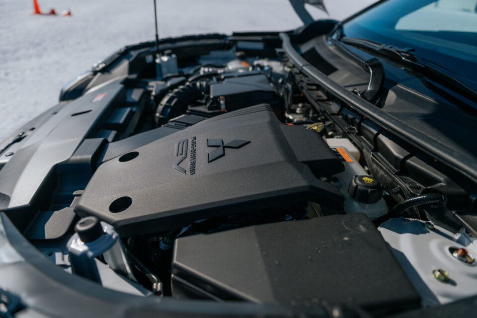 2024 Mitsubishi Outlander PHEV engine bay