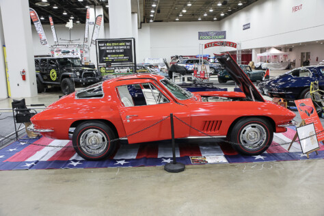 motor-city-extravaganza-the-71st-annual-detroit-autorama-2024-03-07_07-13-11_927199