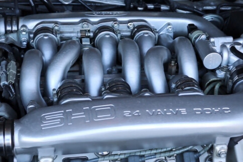 Strange Breathing Patterns: 4 Of The Weirdest Intake Manifolds Ever