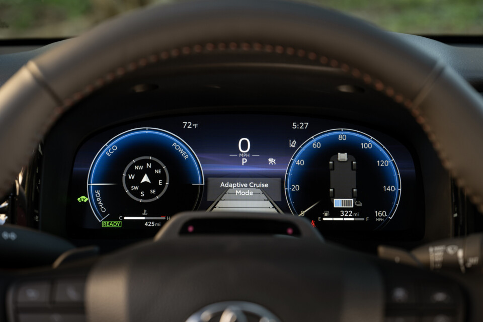 2025 Toyota Camry Hybrid