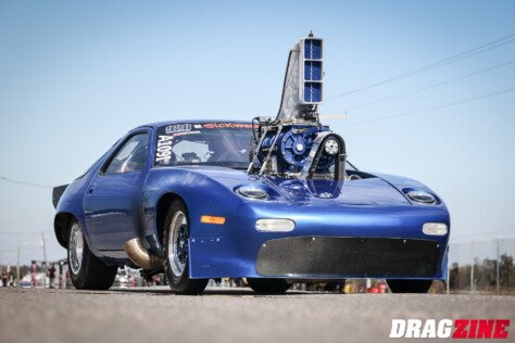 this-screw-blown-1978-porsche-928-in-drag-and-drive-insanity-2024-06-15_11-00-35_531108