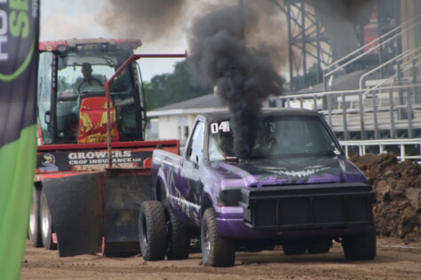 ucc-2024-truck-engines-exploded-records-fell-and-so-did-the-rain-2024-06-11_11-54-35_140112