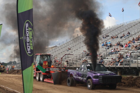 ucc-2024-truck-engines-exploded-records-fell-and-so-did-the-rain-2024-06-11_11-54-50_626153