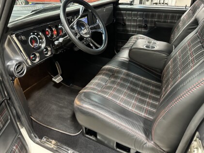 a-masterpiece-of-restoration-greg-haires-1970-chevrolet-c10-2024-07-24_11-44-43_837655