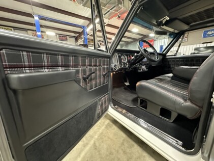 a-masterpiece-of-restoration-greg-haires-1970-chevrolet-c10-2024-07-24_11-44-54_794325