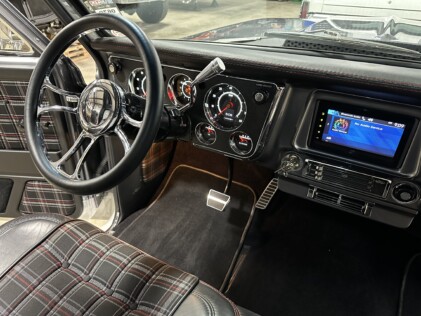 a-masterpiece-of-restoration-greg-haires-1970-chevrolet-c10-2024-07-24_11-45-39_262034