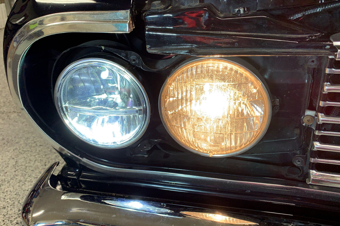 LED headlight compared to incandescent bulb