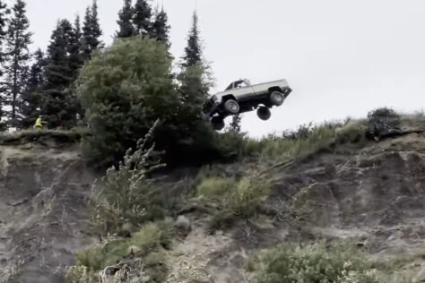 fall-guy-truck-makes-its-fourth-of-july-jump-2024-07-08_06-55-55_770556