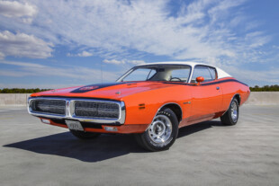 Rare Rides: The 1971 Dodge Super Bee 426 Hemi