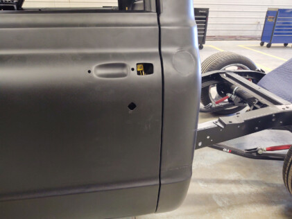 the-hawkeye-c10-comes-together-for-arrow-straight-body-panels-2024-09-18_08-45-53_561454