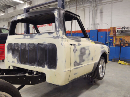 the-hawkeye-c10-comes-together-for-arrow-straight-body-panels-2024-09-18_08-46-22_491883