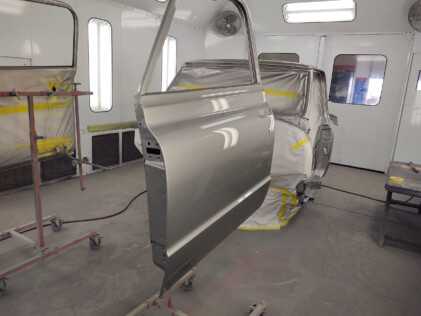 the-hawkeye-c10-comes-together-for-arrow-straight-body-panels-2024-09-18_08-47-16_624666