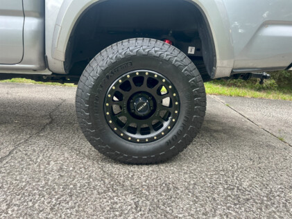 toyota-tacoma-transformation-lift-and-more-aggressive-tires-for-the-win-2024-09-12_07-03-43_908953
