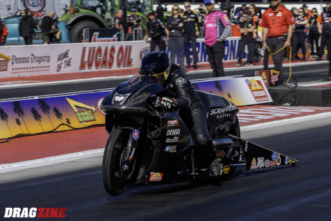 photo-extra-the-in-n-out-burger-nhra-finals-2024-11-21_09-17-34_094702