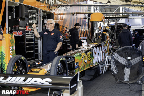 photo-extra-the-in-n-out-burger-nhra-finals-2024-11-21_09-19-31_652973