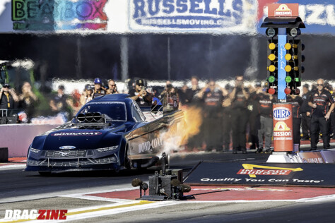 photo-extra-the-in-n-out-burger-nhra-finals-2024-11-21_09-21-17_797271