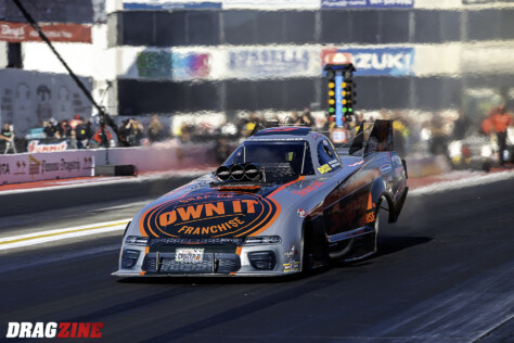 photo-extra-the-in-n-out-burger-nhra-finals-2024-11-21_09-21-40_083296