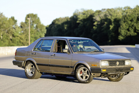 this-revived-vw-jetta-is-a-1200-hp-9-second-ripper-2024-12-26_08-27-03_623354