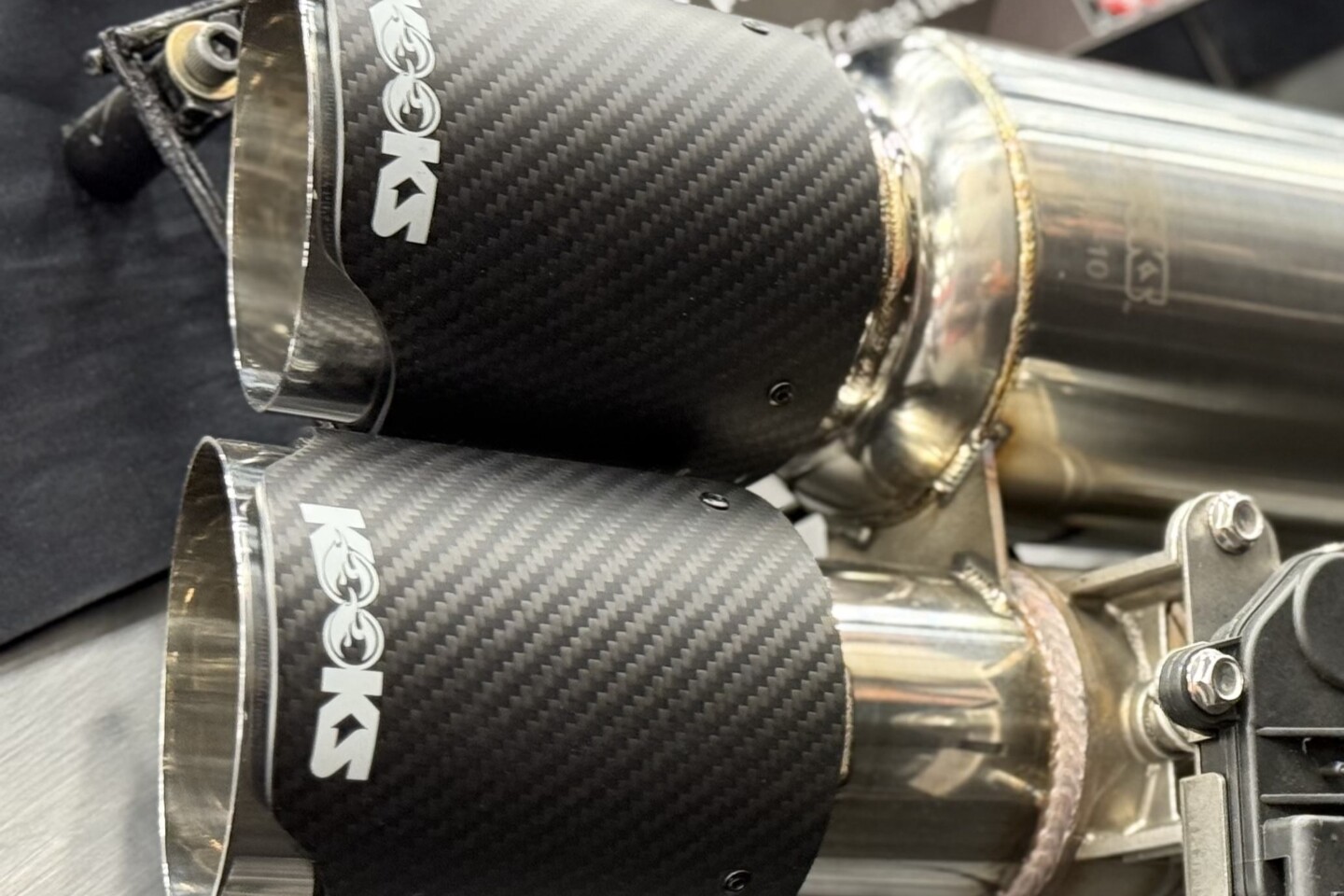 Shotgun exhaust