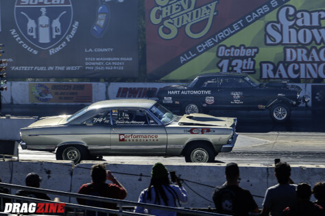 the-2024-mooneyes-christmas-party-at-irwindale-speedway-2024-12-10_12-08-23_504342