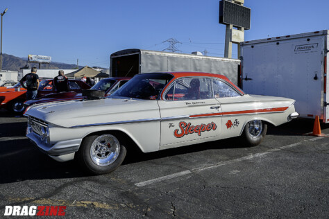 the-2024-mooneyes-christmas-party-at-irwindale-speedway-2024-12-10_12-10-02_202351
