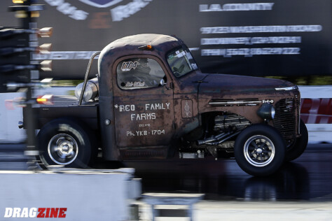 the-2024-mooneyes-christmas-party-at-irwindale-speedway-2024-12-10_12-10-52_022621