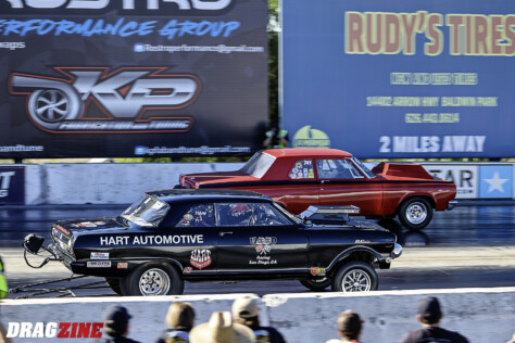 the-2024-mooneyes-christmas-party-at-irwindale-speedway-2024-12-10_12-11-14_785592