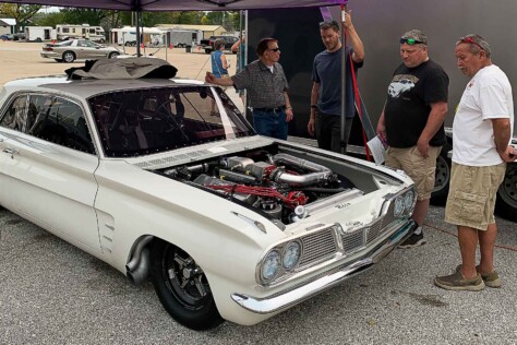 this-pontiac-tempest-lemans-is-equal-parts-show-and-go-2024-12-07_02-21-22_347238