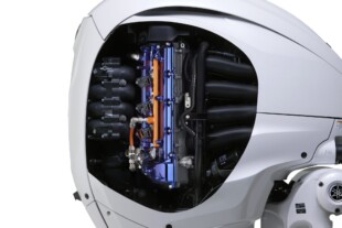 VIDEO: Looking At The World’s First Hydrogen Outboard Engine