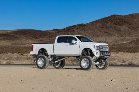 2017-f250-proves-platinum-is-not-just-for-jewelry-2025-01-02_06-00-34_076004