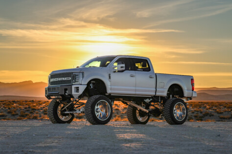 2017-f250-proves-platinum-is-not-just-for-jewelry-2025-01-02_06-35-09_093881