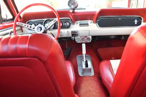 classic-1966-mustang-feature-car-stolen-in-bowling-green-kentucky-2025-01-06_19-19-25_112164