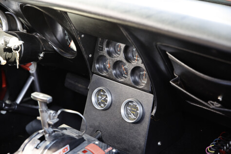 show-and-go-rick-winchesters-1971-hsa-corvette-2025-01-30_07-49-37_267954