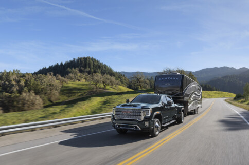 What to Know When Towing with Heavy-Duty Diesel Trucks