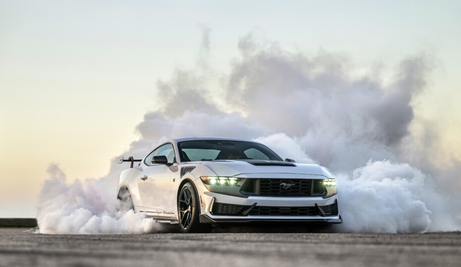 Hennessey Super Venom Package Strikes Dark Horse With An 850HP Bite