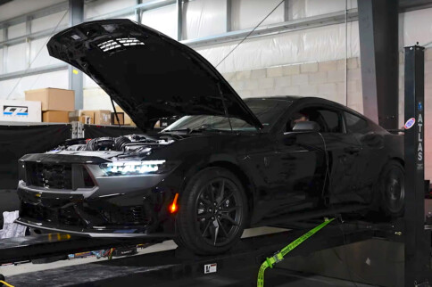 SPE Build Series Digs Into Improving The Mustang Dark Horse