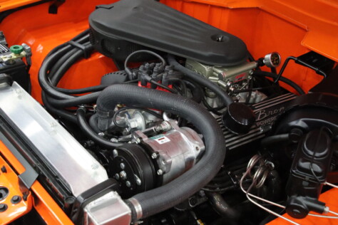 gallery-blue-oval-muscle-flexed-at-the-72nd-annual-detroit-autorama-2025-03-02_19-29-42_132704