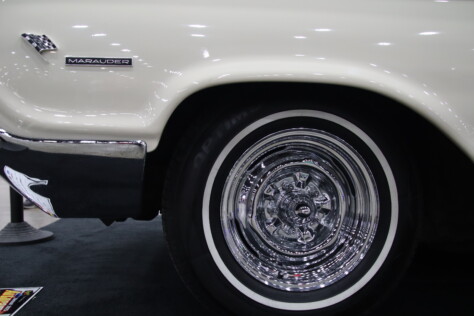 gallery-blue-oval-muscle-flexed-at-the-72nd-annual-detroit-autorama-2025-03-02_19-30-53_930552