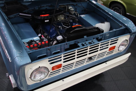 gallery-blue-oval-muscle-flexed-at-the-72nd-annual-detroit-autorama-2025-03-02_19-34-39_354699
