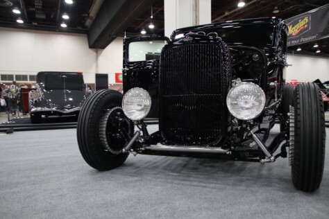 gallery-blue-oval-muscle-flexed-at-the-72nd-annual-detroit-autorama-2025-03-02_19-35-30_273036