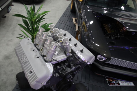 gallery-blue-oval-muscle-flexed-at-the-72nd-annual-detroit-autorama-2025-03-02_19-38-15_163583
