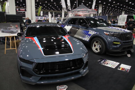 gallery-blue-oval-muscle-flexed-at-the-72nd-annual-detroit-autorama-2025-03-02_19-38-31_328880